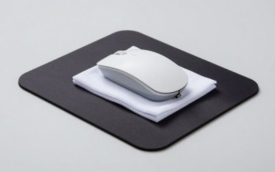 How to Clean Razer Soft Cloth Mouse Pad Surface (2026): Step-by-Step